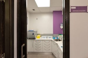 instalaciones-clinica-dental-cardenal-quiroga-ourense-12